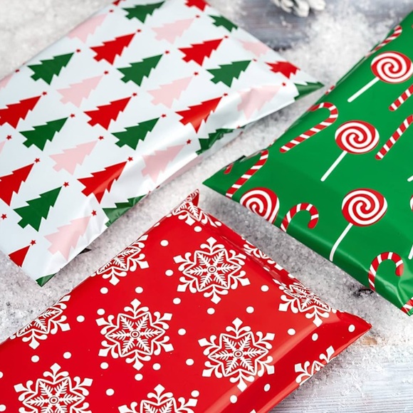10 Poly Mailers 6x9 Variety Pack Christmas NIP - Picture 4 of 14